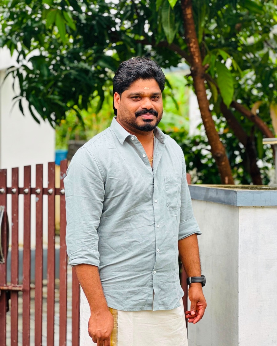 PRAVEEN C
