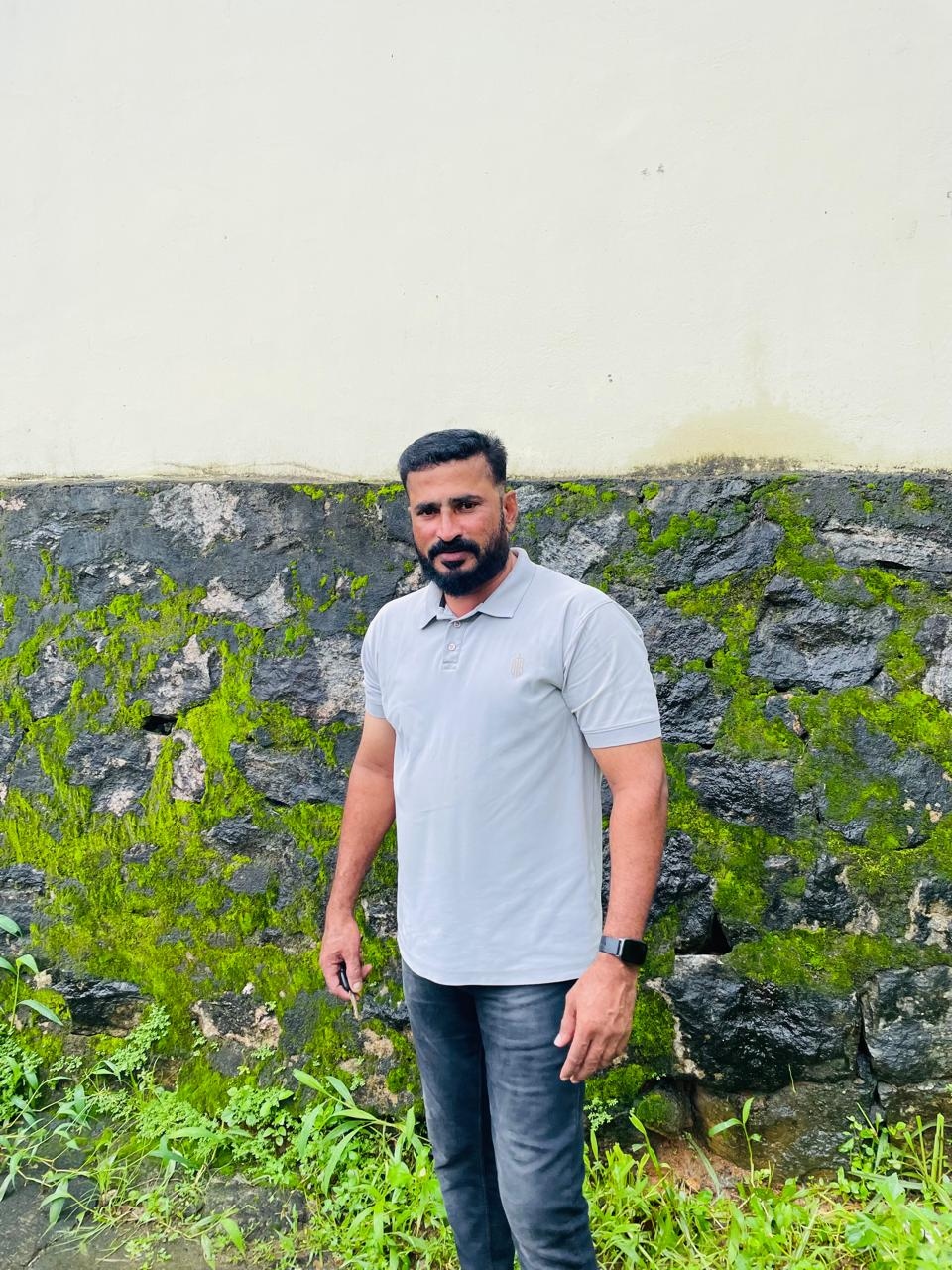 MANZOOR