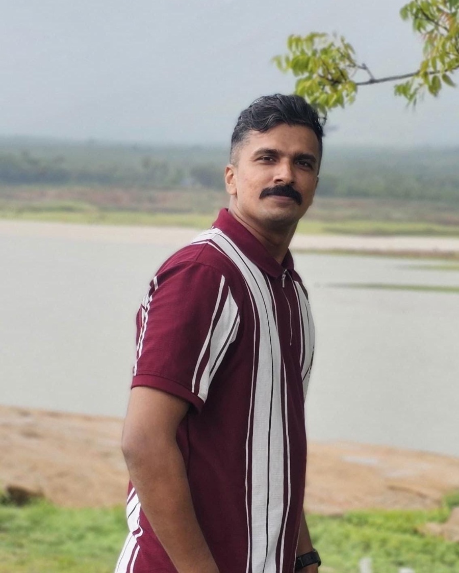 AKHIL PARAKKANDY
